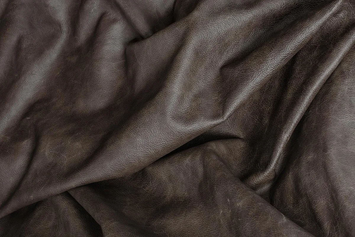 Натуральная · пигментированная GREY: фотография образца